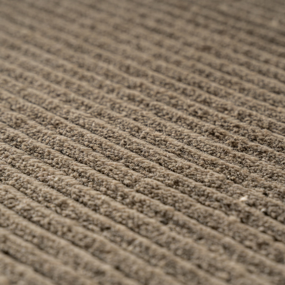 Alfombra de viscosa verde Cobaticas