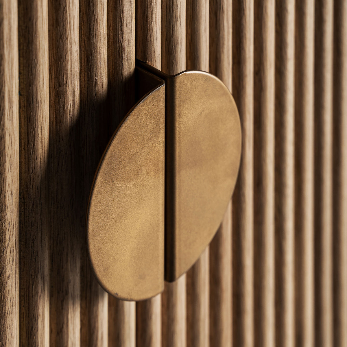 Armario de madera de mango Fornells