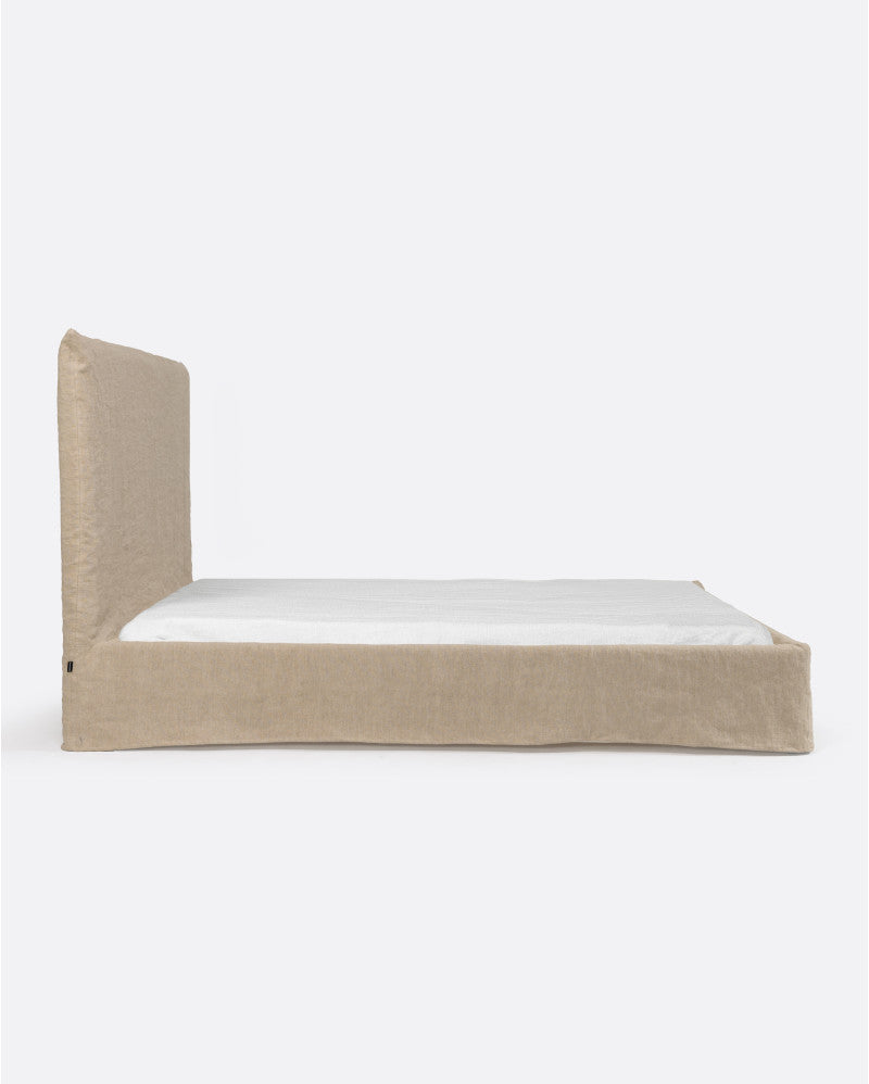 Cama con funda de lino Grazalema