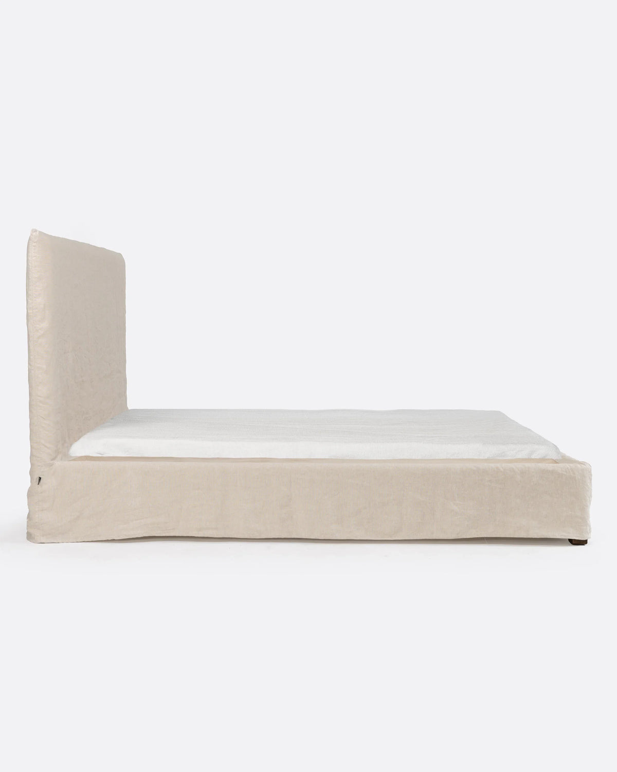 Cama con funda de lino Grazalema
