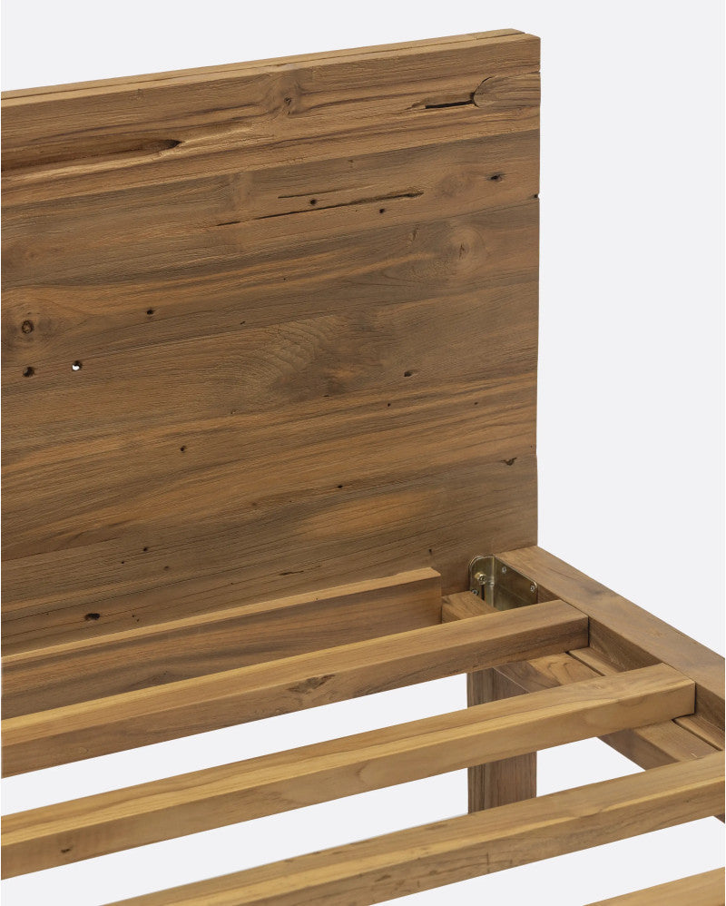 Cama de teca reciclada Olvera