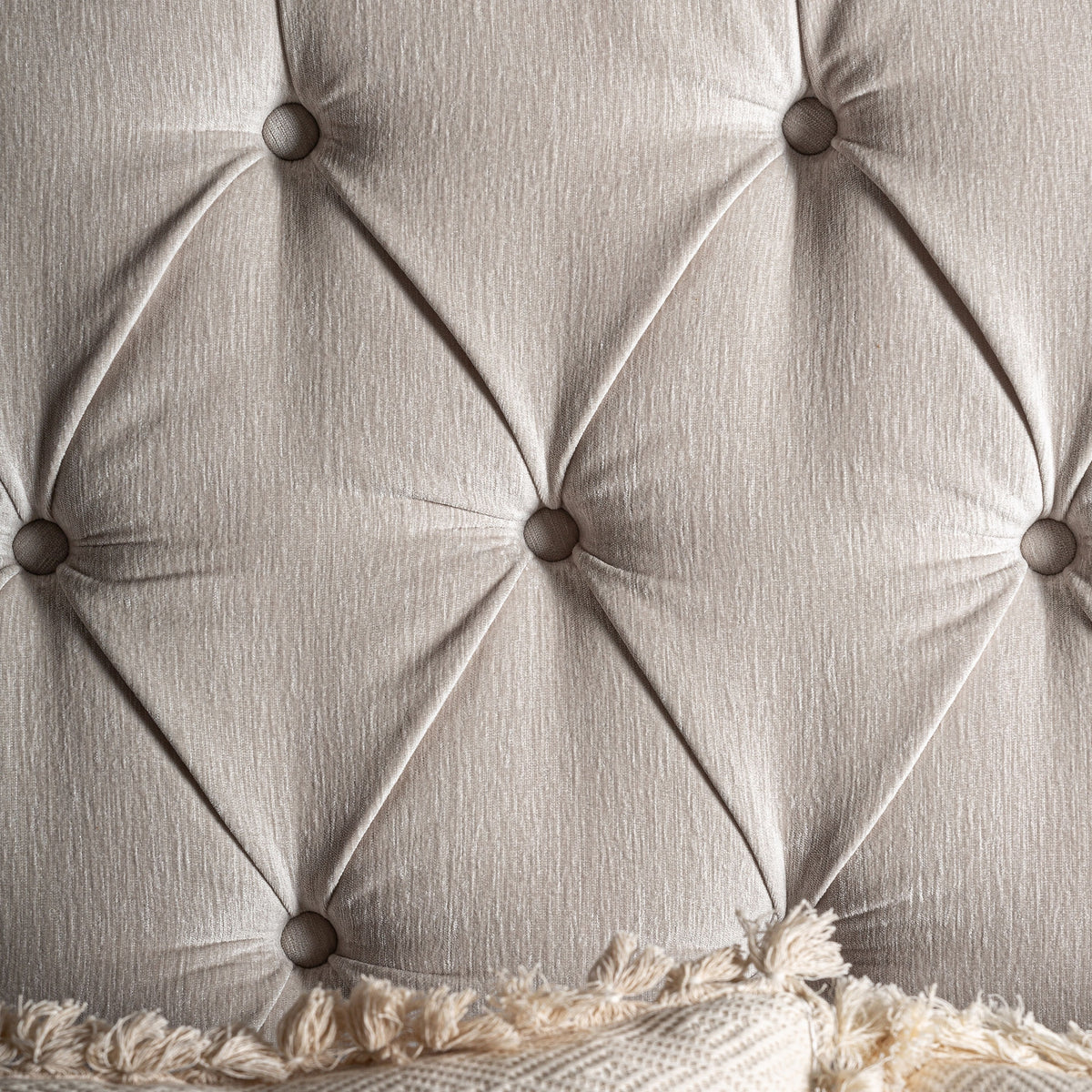 Cama tapizada gris Binigaus