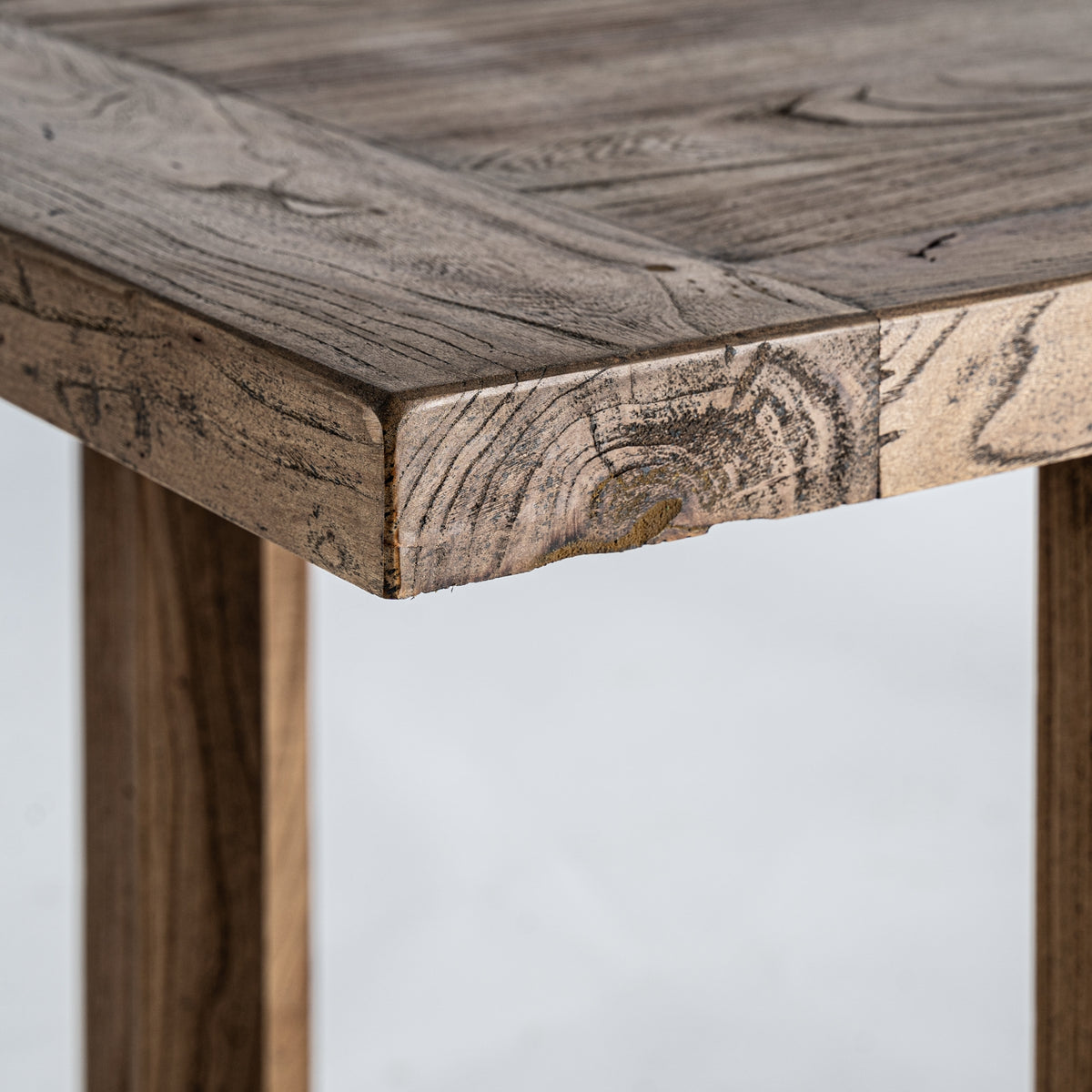 Escritorio de madera de olmo Lefkada