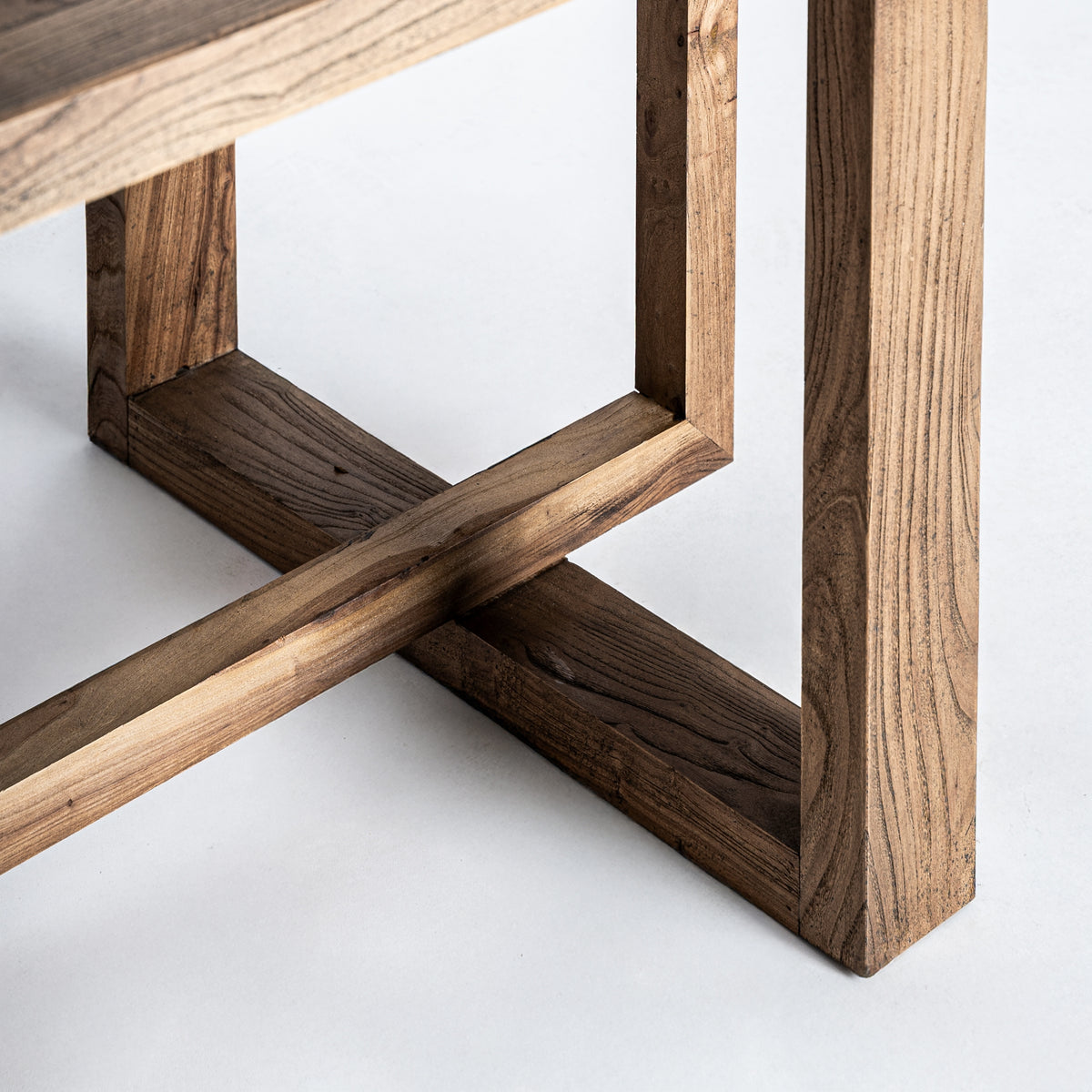 Escritorio de madera de olmo Lefkada