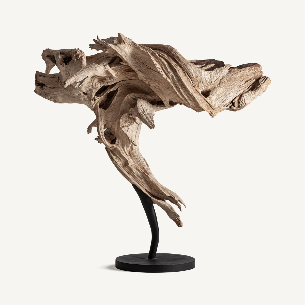 Escultura de pie de madera de suar Caprera