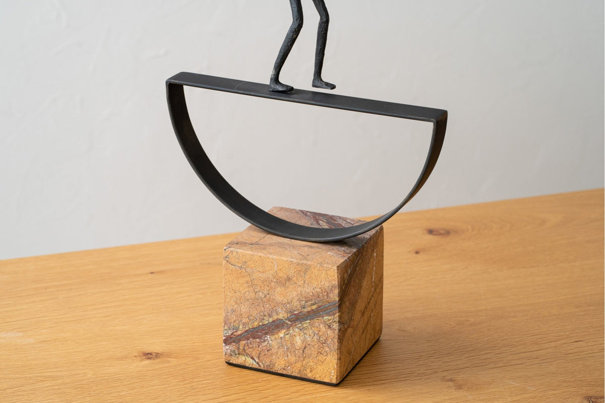 Escultura Gordes - #pino_y_jacaranda#