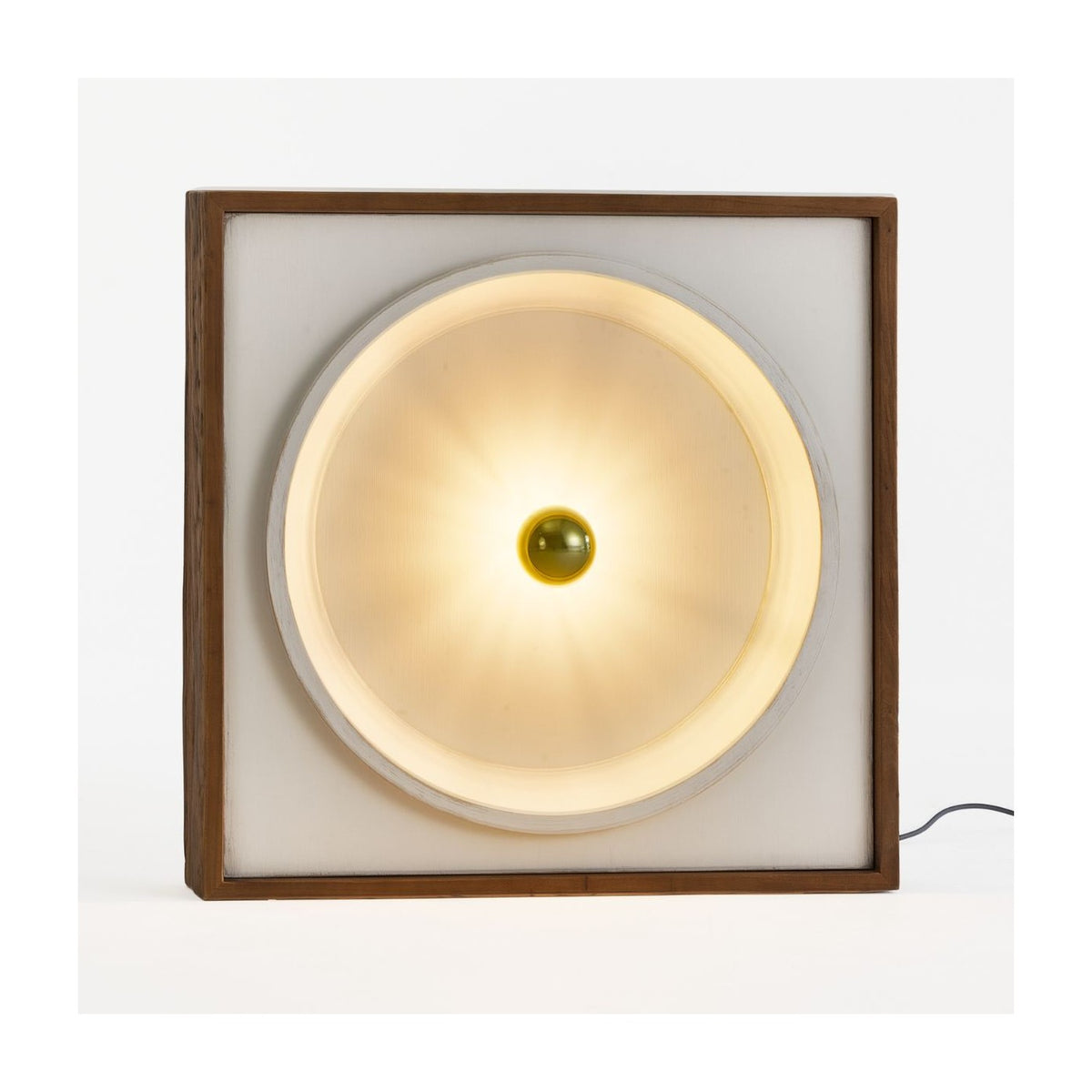 Aplique escultórico de madera de olmo Houmt