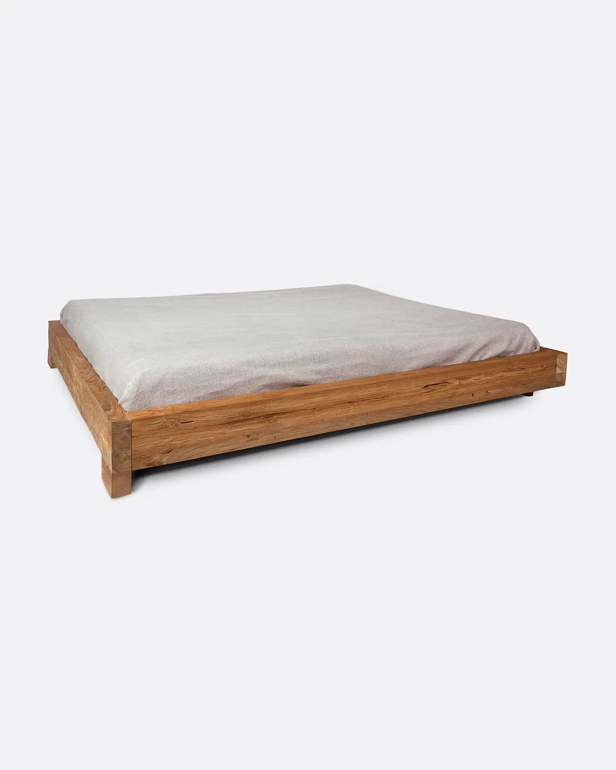 Estructura de cama de teca reciclada Pitres