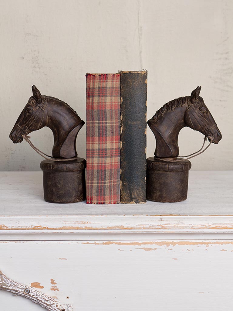 Sujetalibros Cabezas de Caballo - #pino_y_jacaranda#