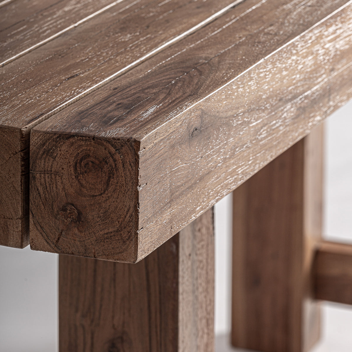 Mesa alta de comedor de madera recuperada Laujar