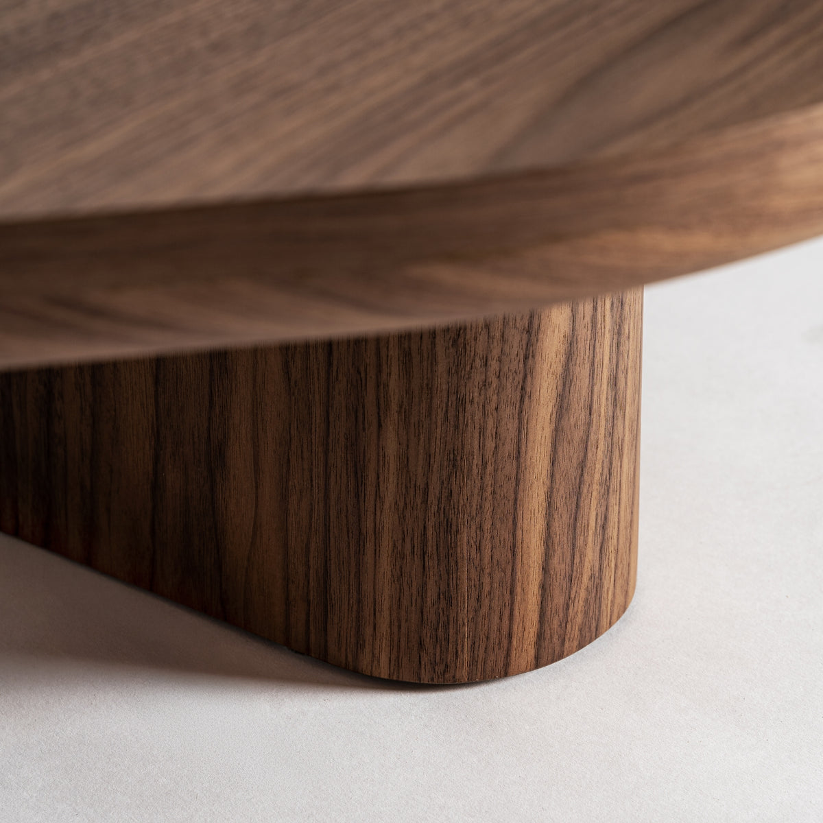 Mesa de centro de madera Minori 120 x 90 cm
