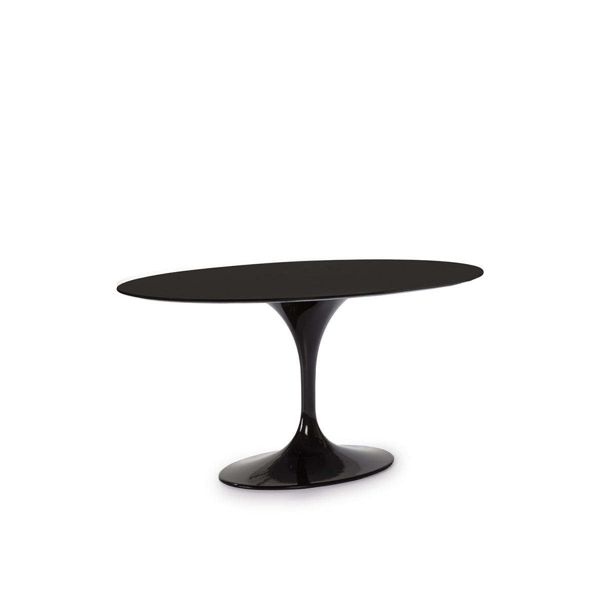 Mesa de comedor de DM Stróvolos