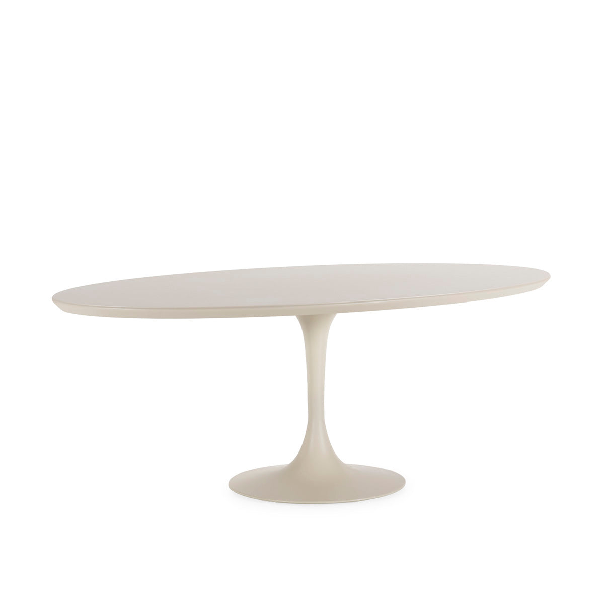 Mesa de comedor de piedra y resina Lucera