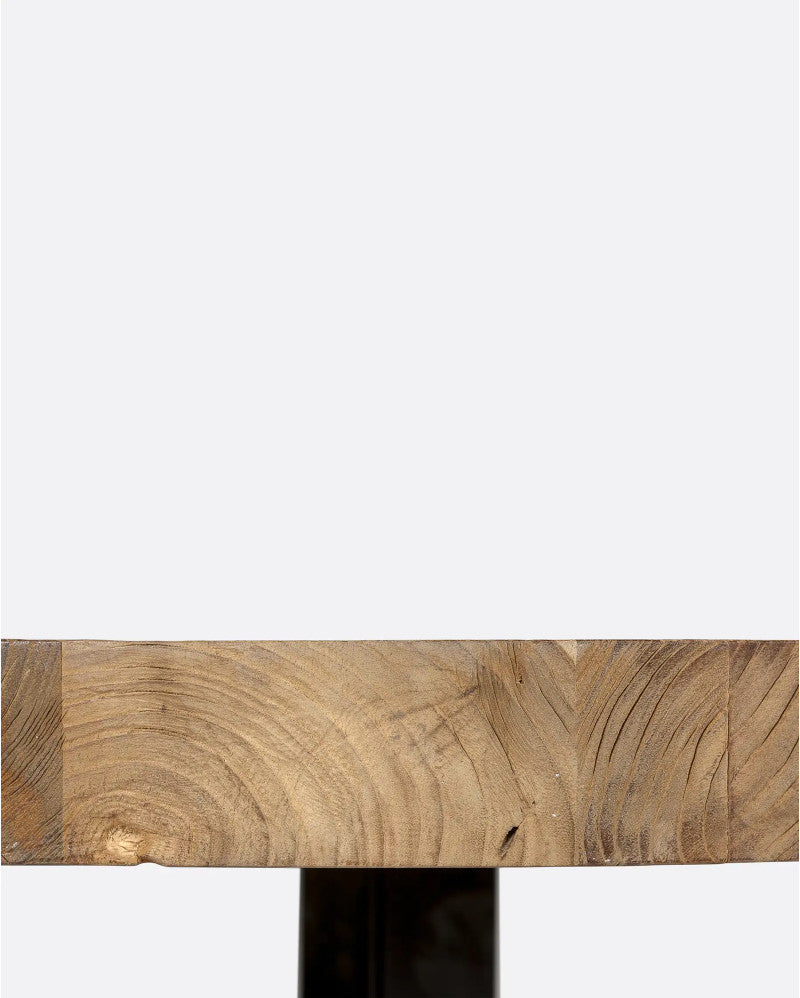Mesa de comedor de teca reciclada con pie de hierro Bolonia