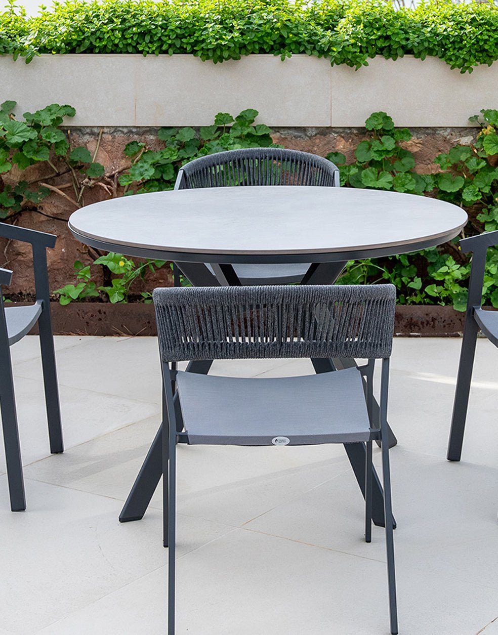 Mesa de Exterior Redonda Murcia - #pino_y_jacaranda#