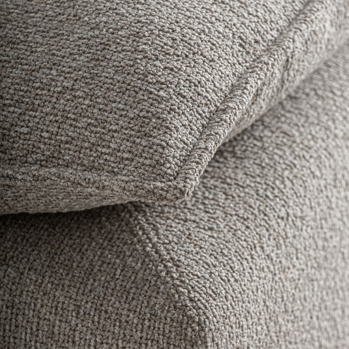 Módulo central de sofá tapizado gris Tavolara