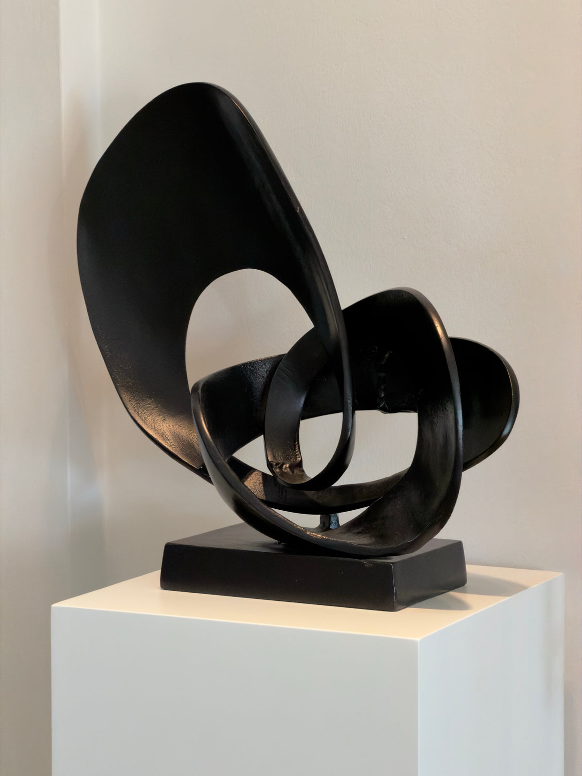 Figura Decorativa Blesa - #pino_y_jacaranda#