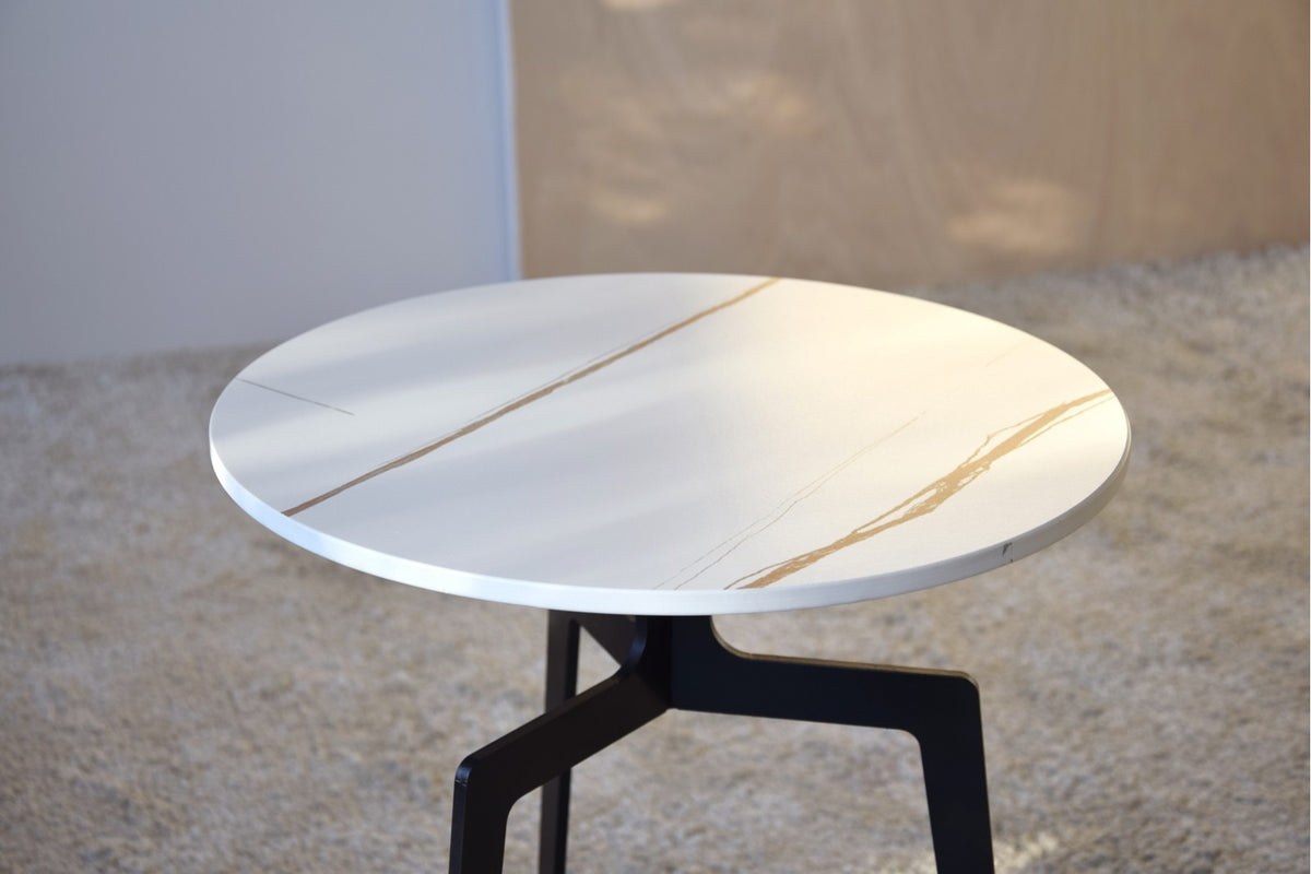 Mesa Auxiliar Orbi Stone - #pino_y_jacaranda#