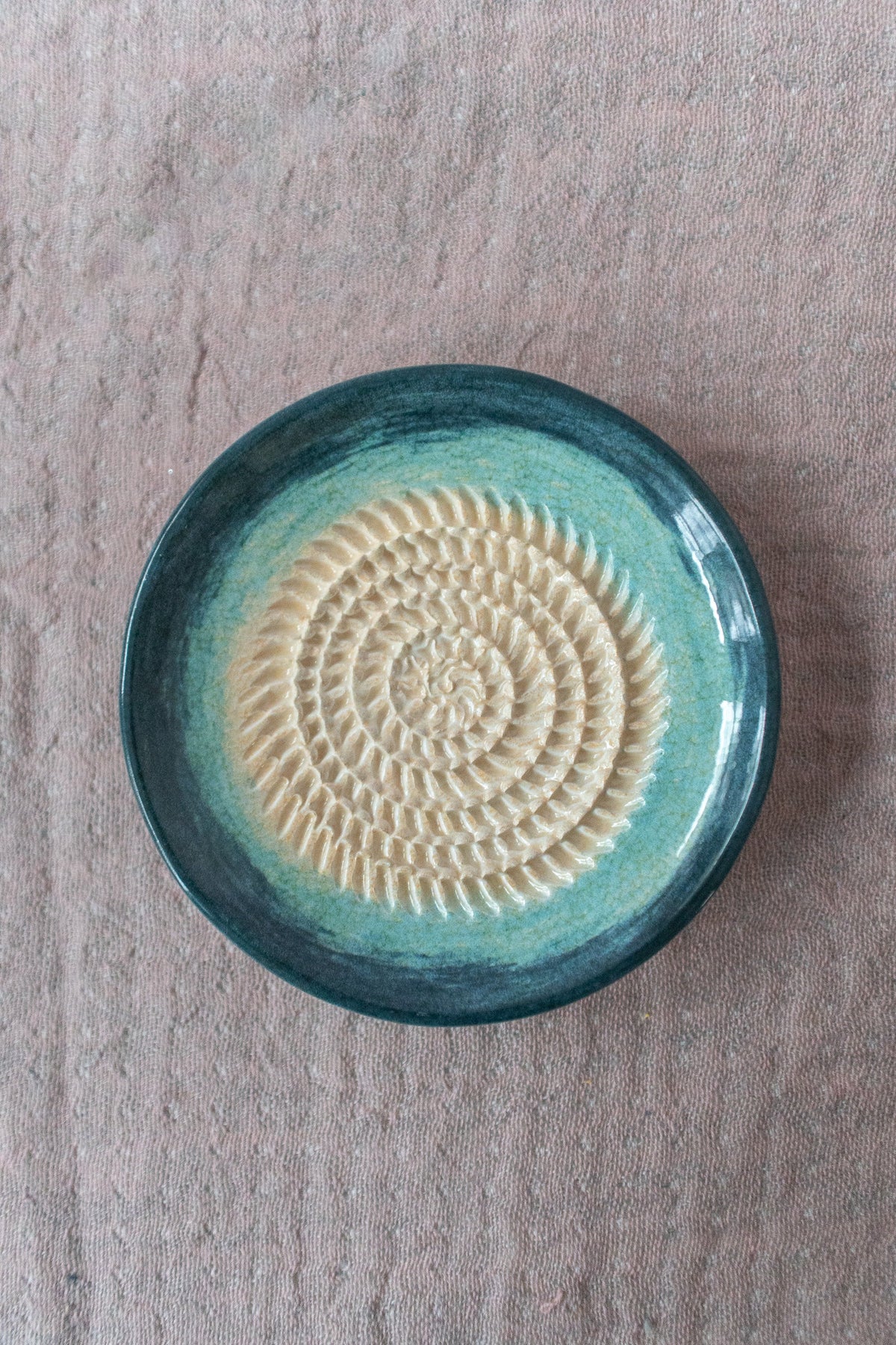 Plato Rallador de Cerámica Aqua - #pino_y_jacaranda#