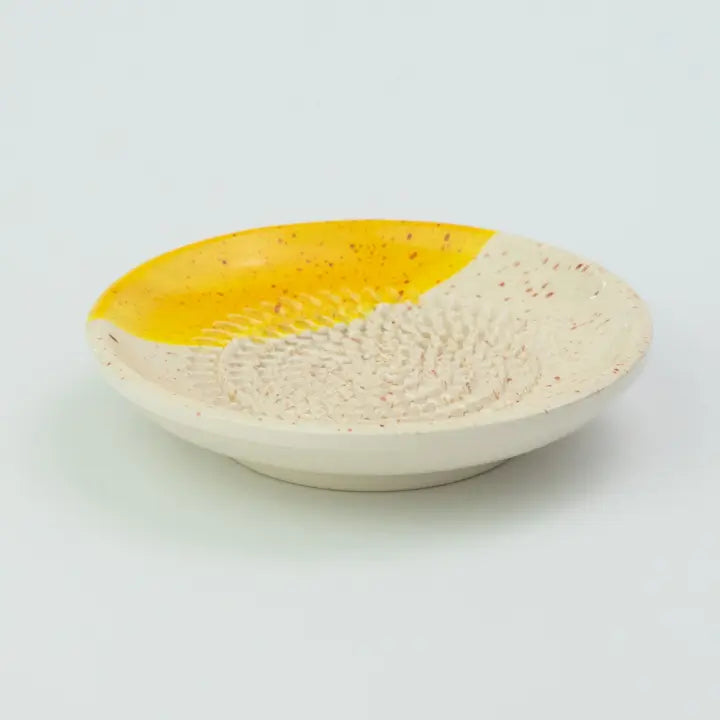 Plato Rallador de Cerámica Canela - #pino_y_jacaranda#