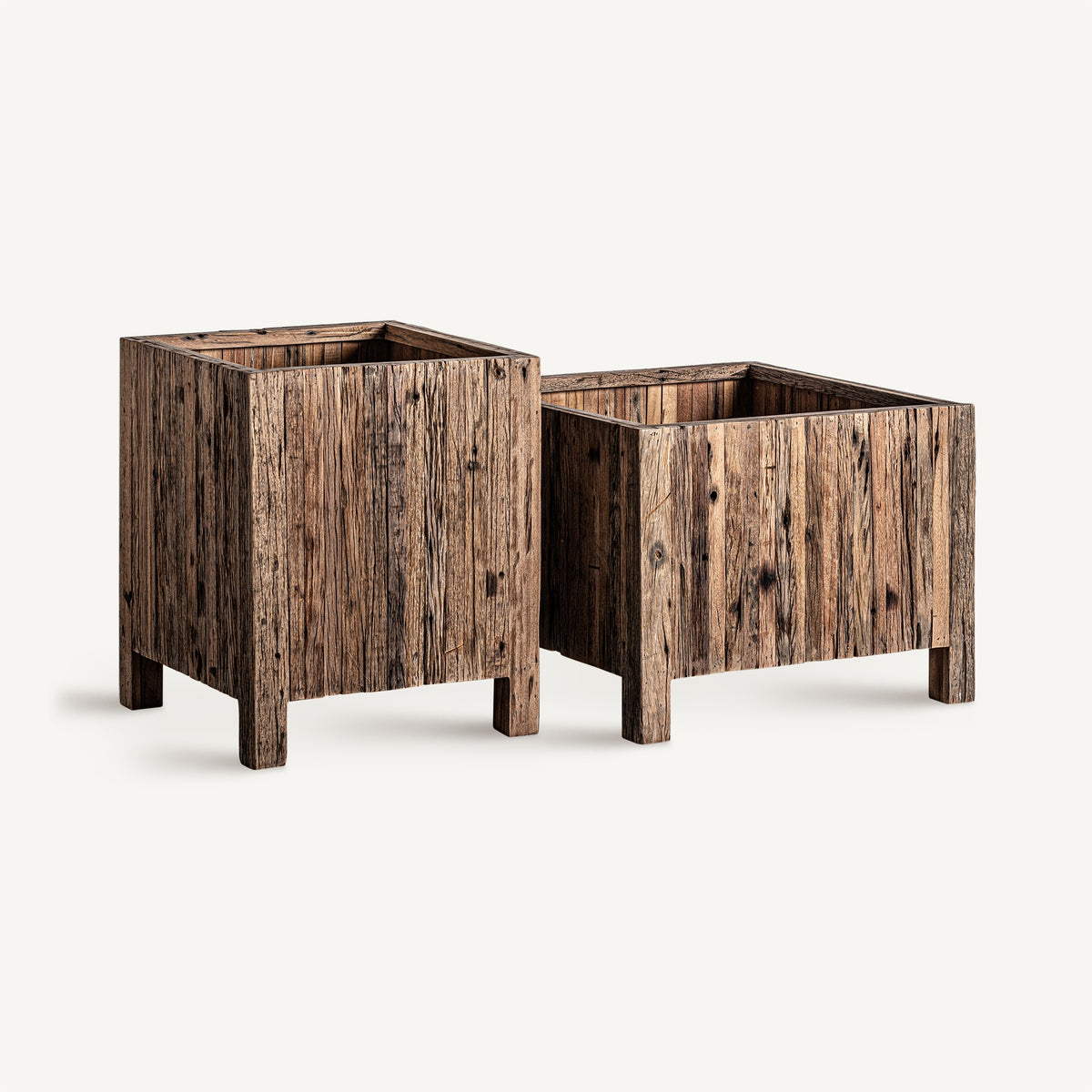 Set de dos maceteros de madera recuperada Lavanda