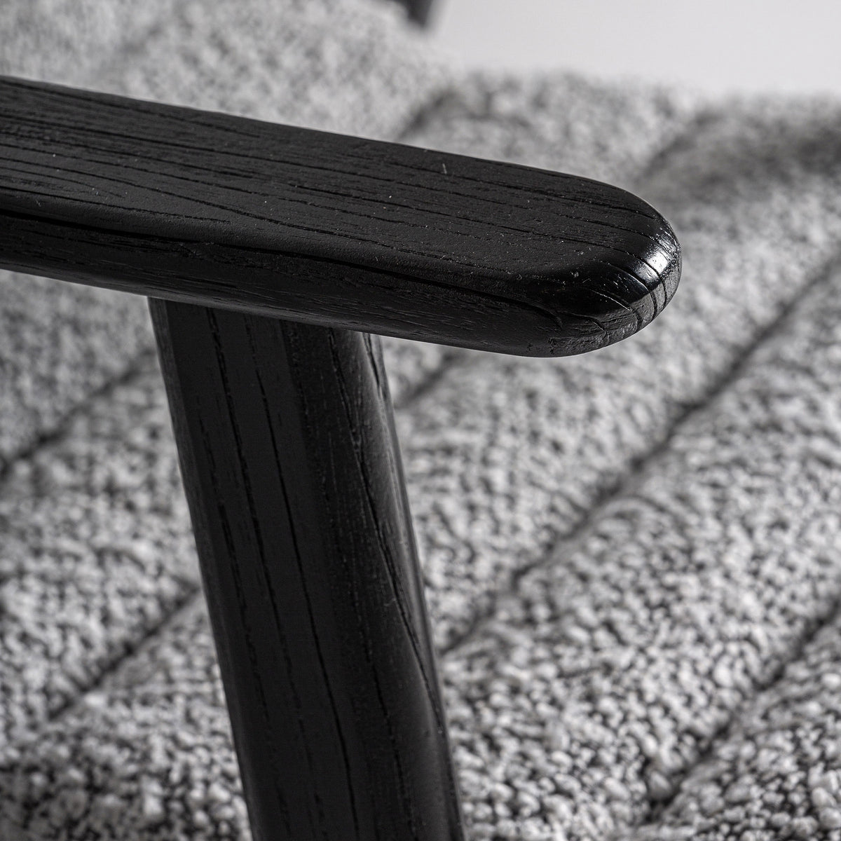 Silla de olmo negro y tapizado gris Alcossebre 62 cm