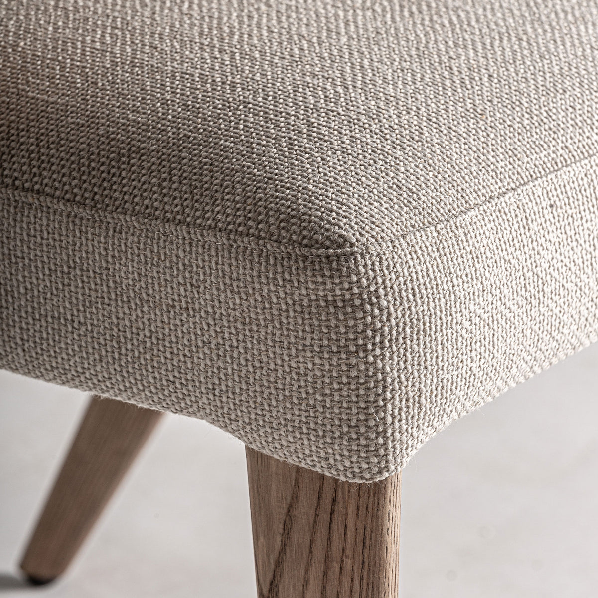 Silla tapizada beige Cala Salada