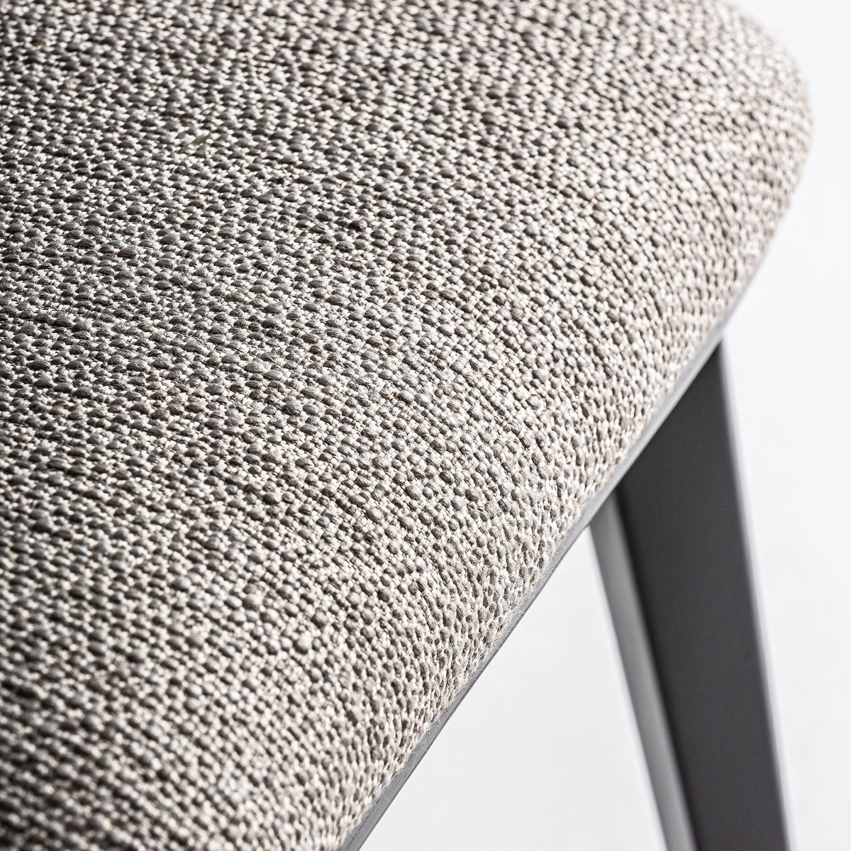 Silla tapizada gris Tirant