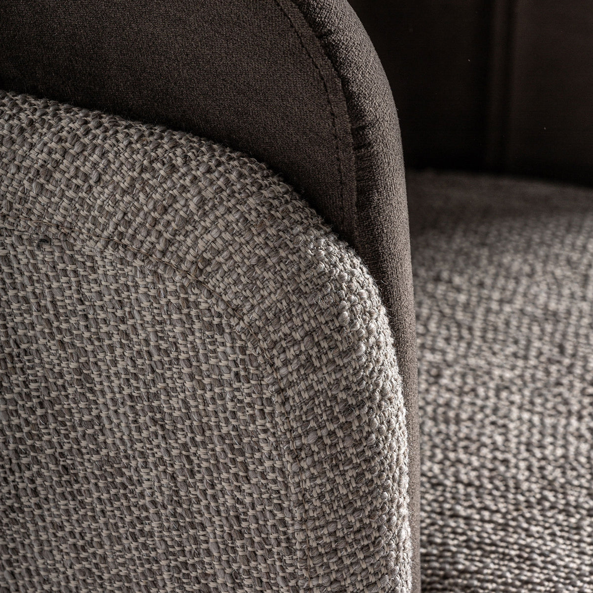 Silla tapizada gris Tirant