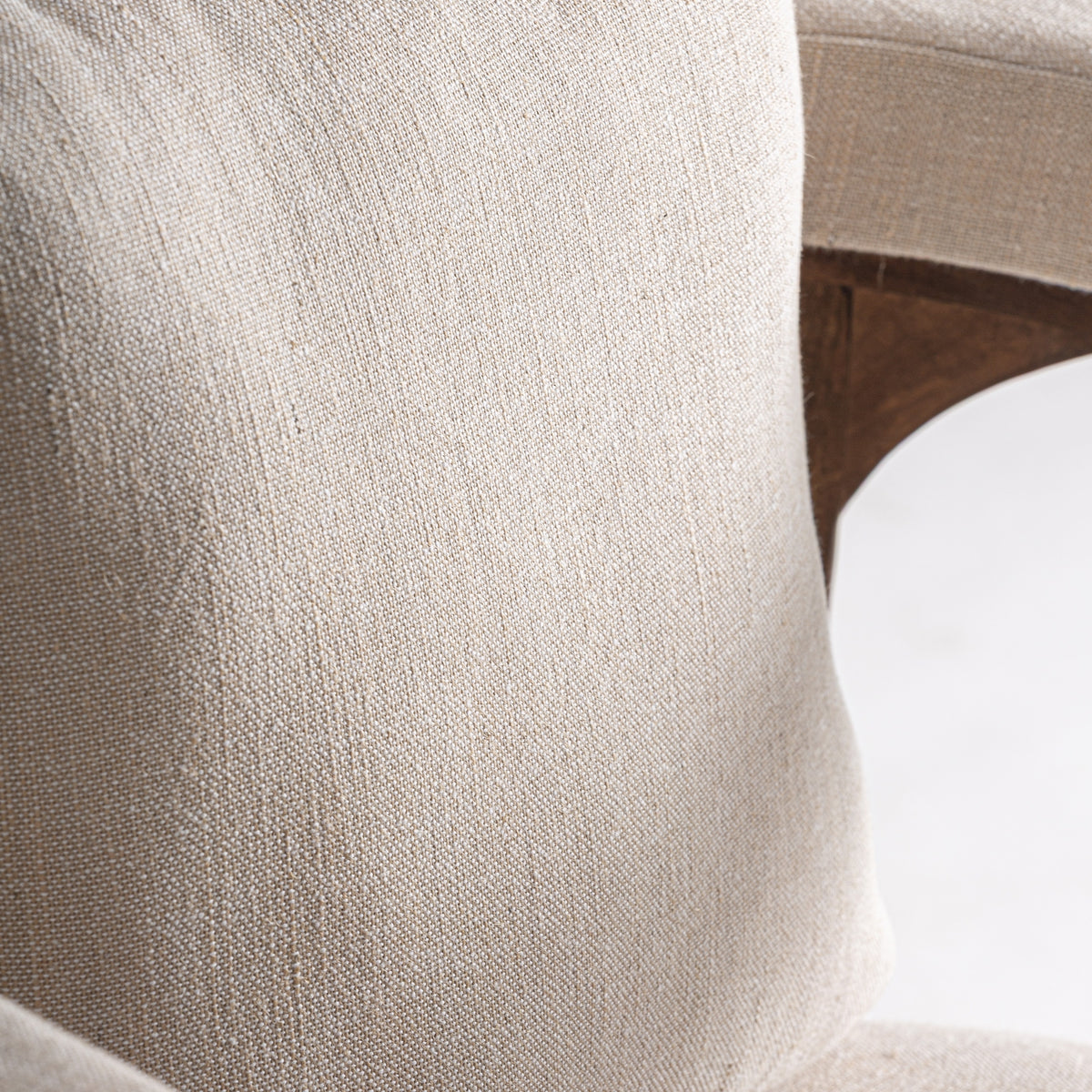 Sillón de mango tapizado beige Na Xamena