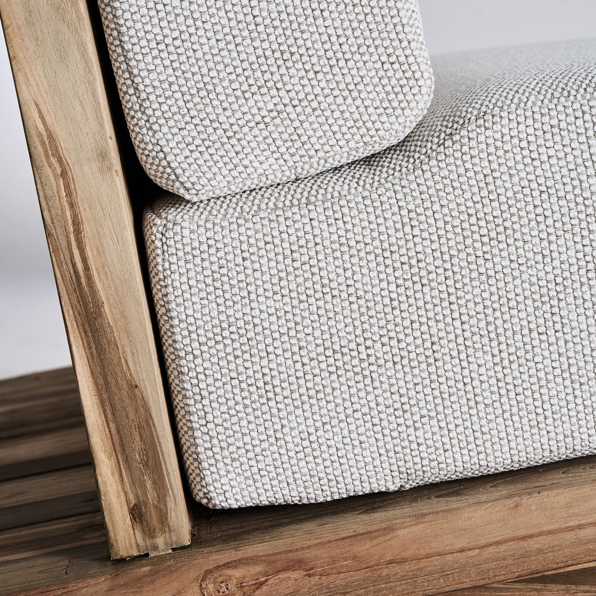 Sillón de teca reciclada y polipropileno Koločep