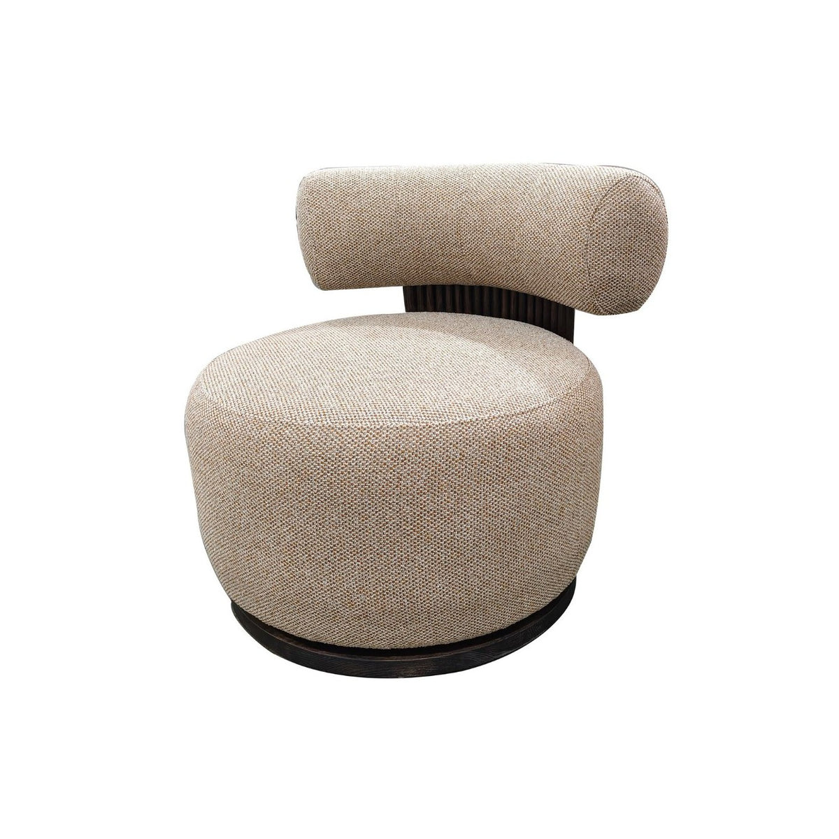 Sillón escultórico cilíndrico beige tostado Broto