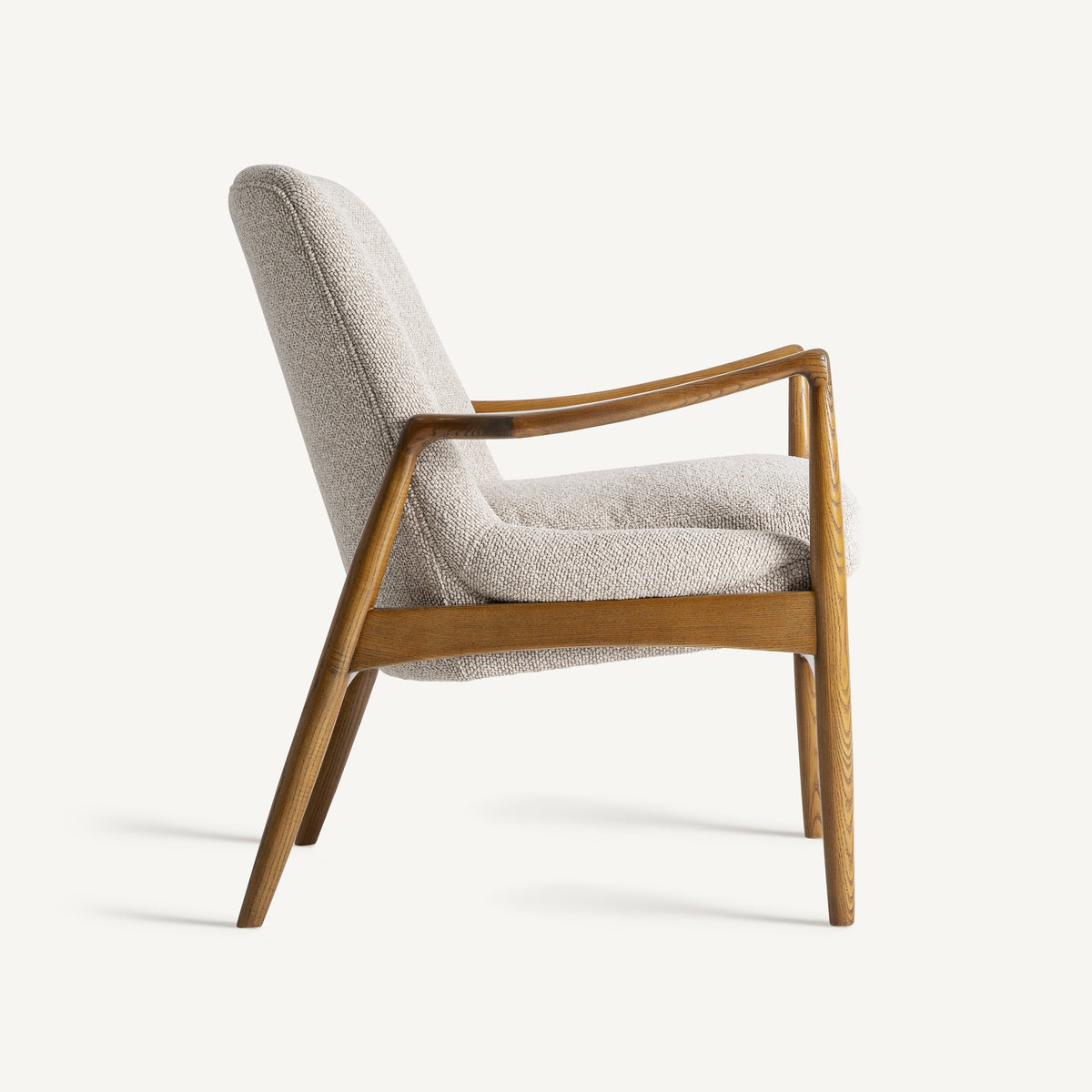 Sillón tapizado beige Kaštela
