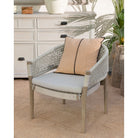 Sillón bajo de madera y cuerda blanco grisáceo Omiš