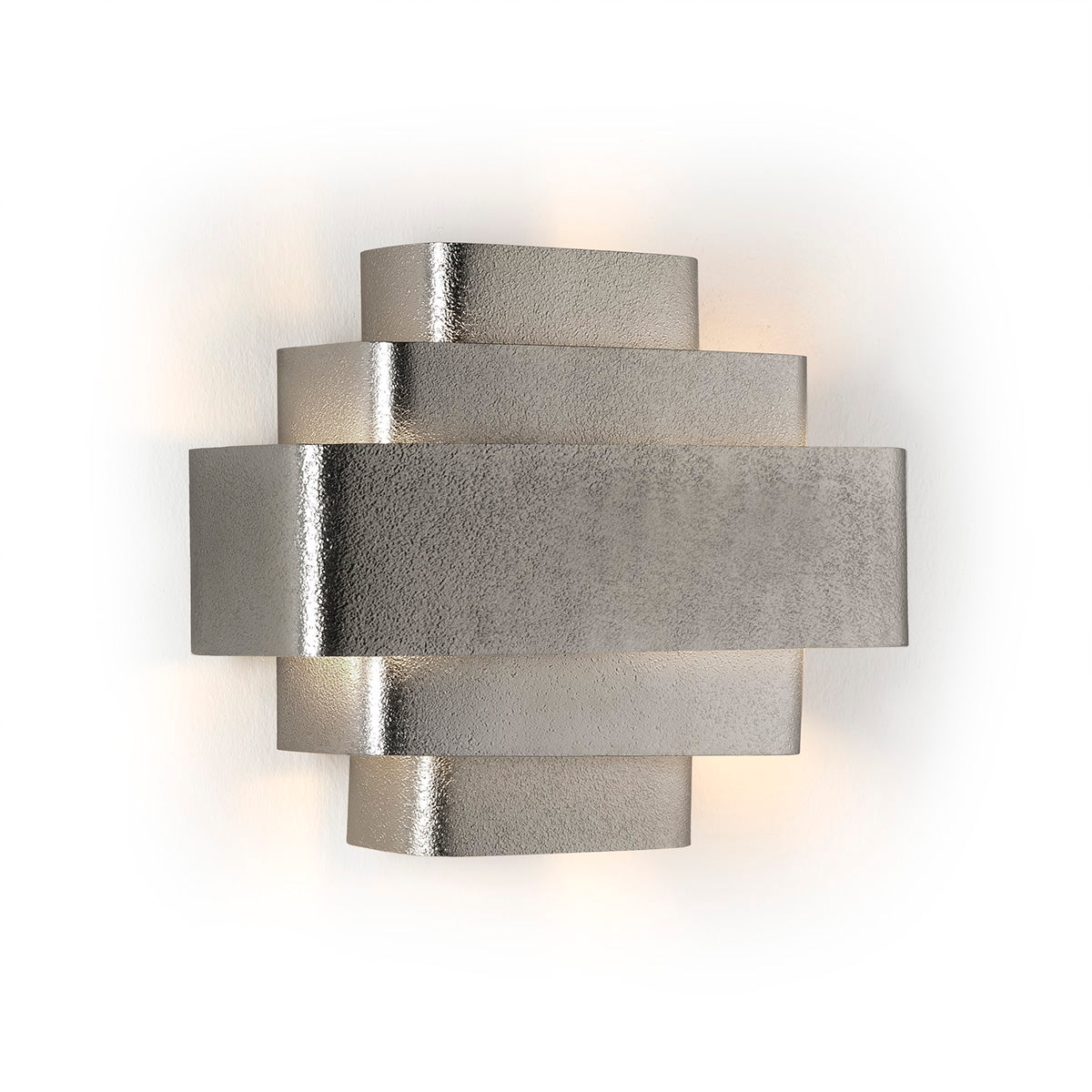 Aplique de pared de metal plateado Piscinola