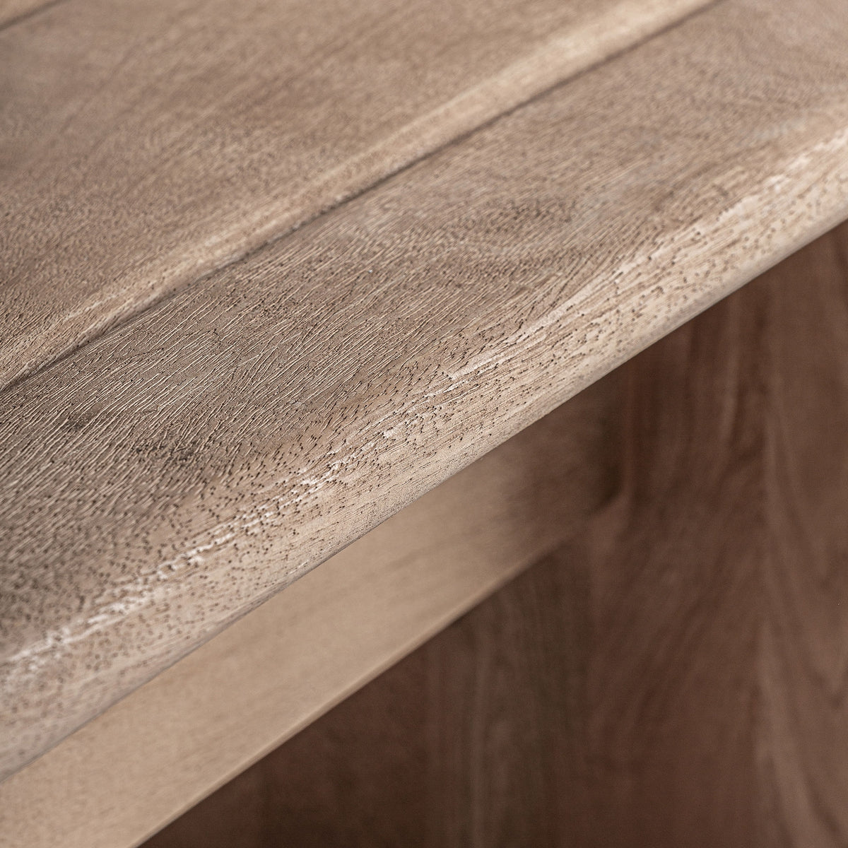 Banco de madera de mango claro Pregonda