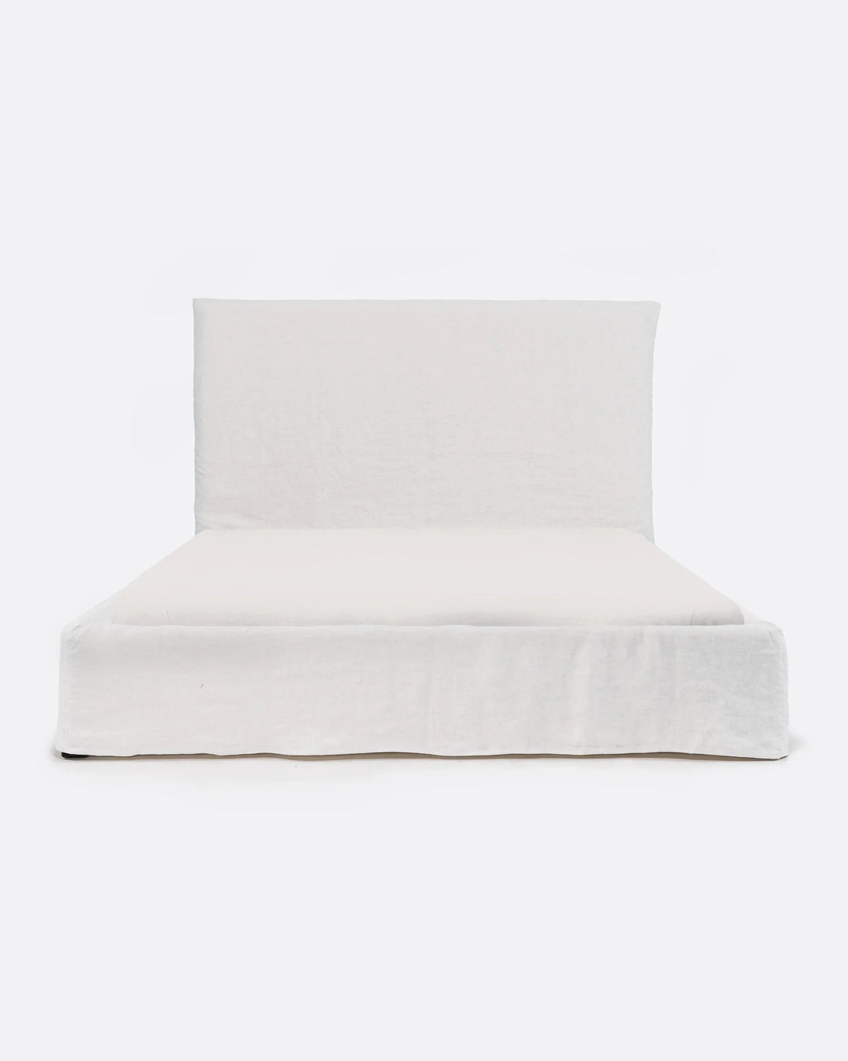 Cama con funda de lino Grazalema