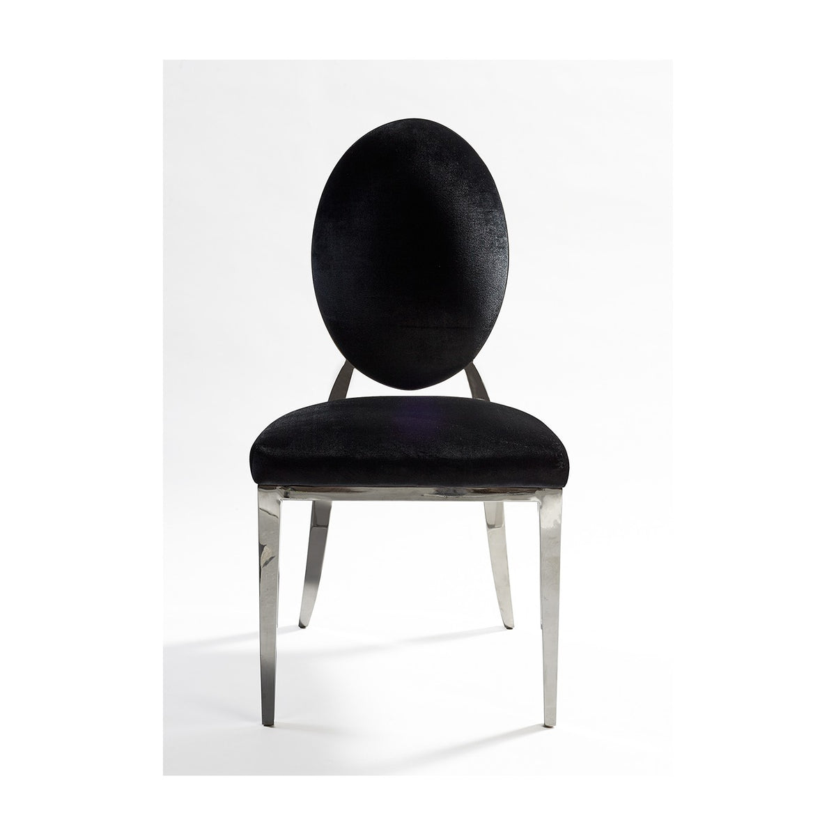 Silla de terciopelo negro y acero Genalguacil