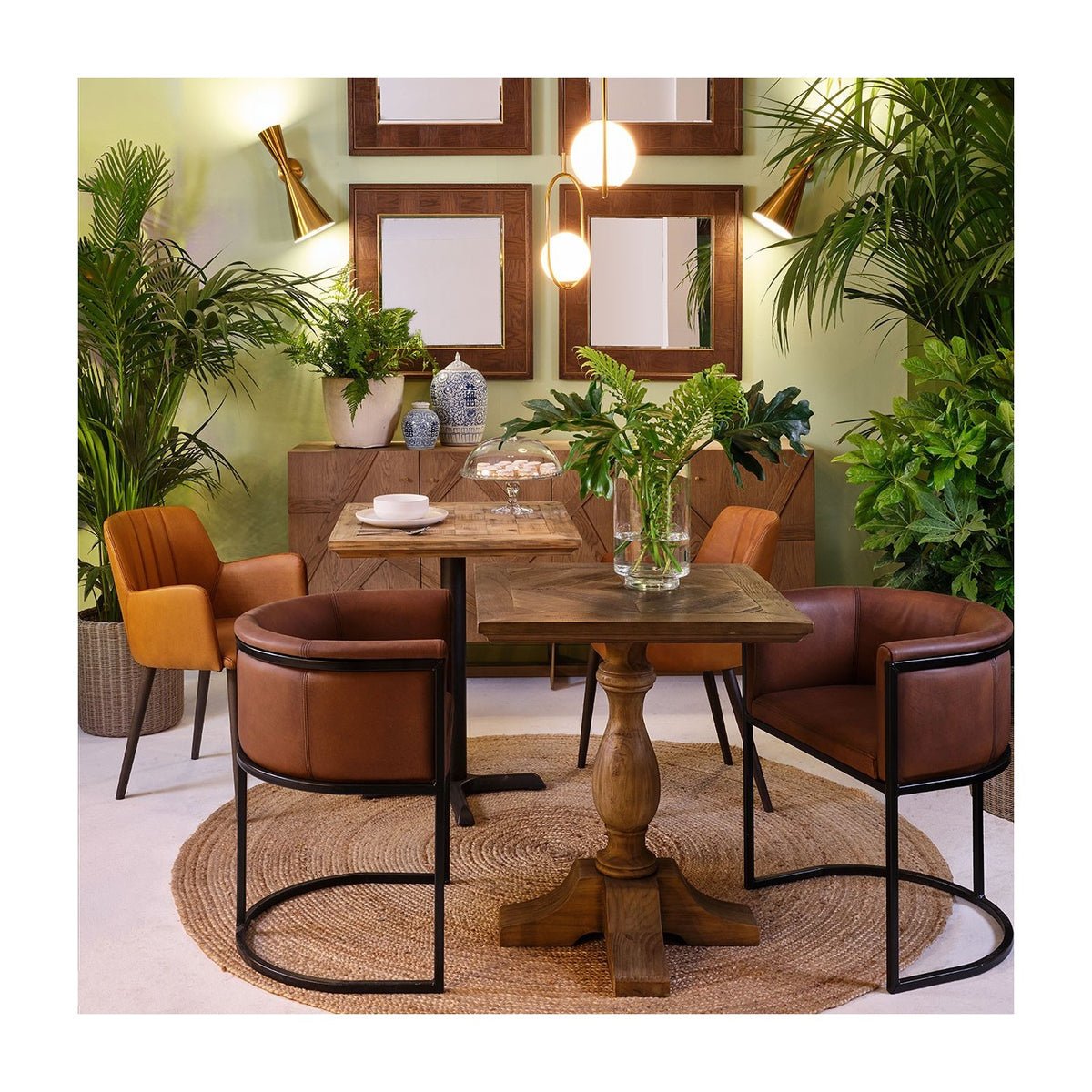 Mesa de comedor cuadrada de pino y hierro Cartajima