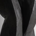 Escultura de pie de madera de suar negra Anogia