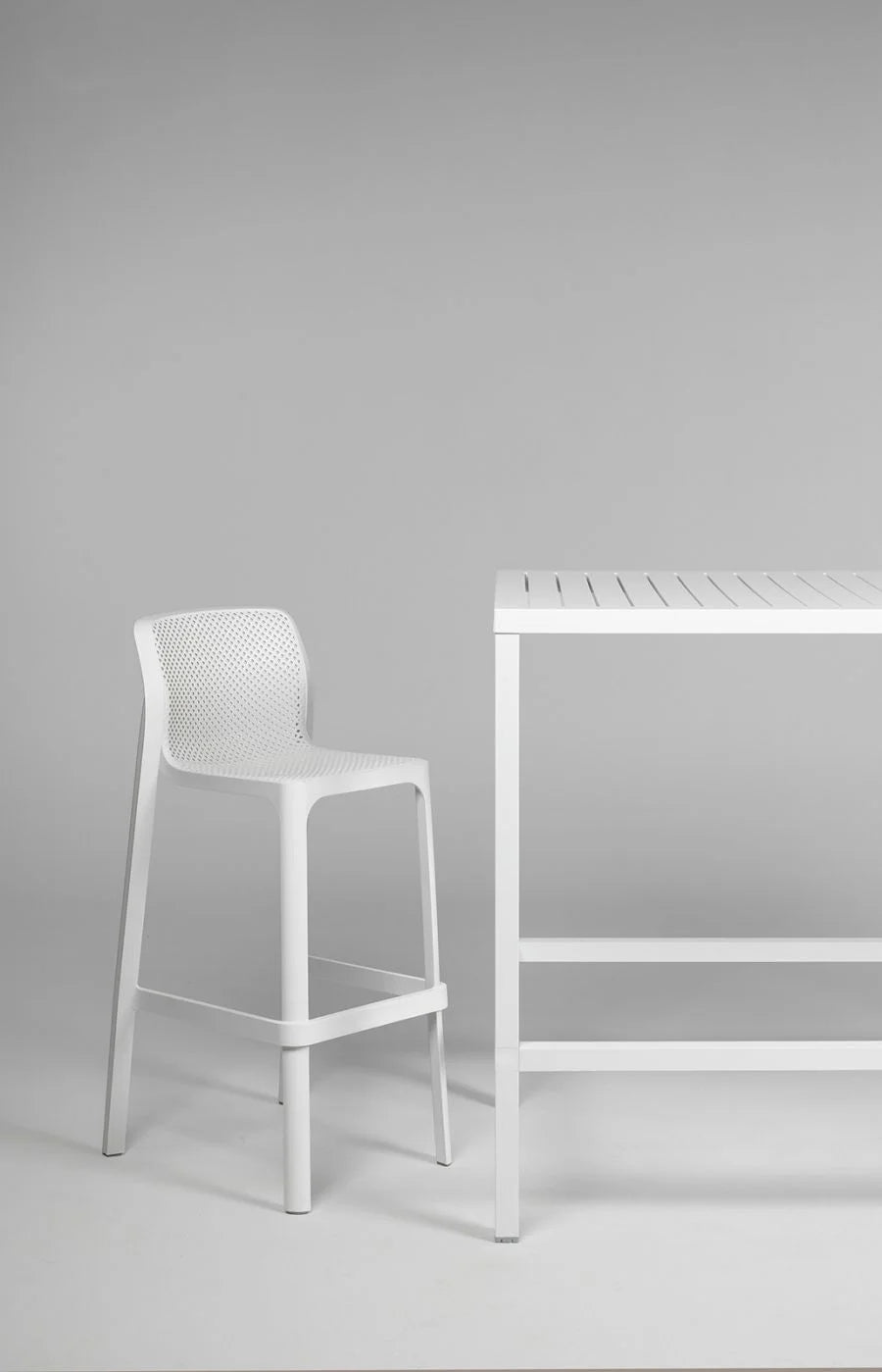 Taburete de resina Net Stool Nardi