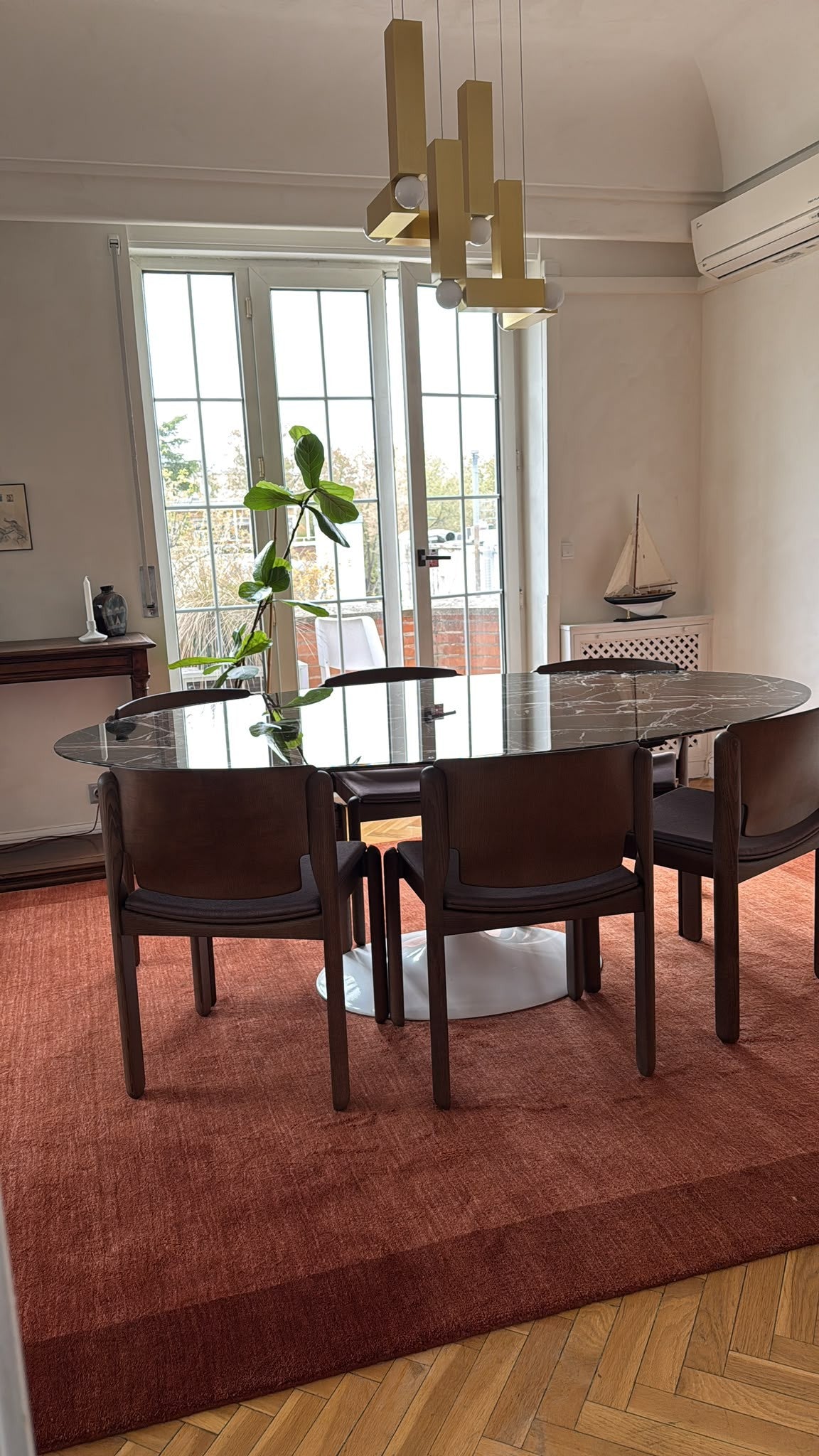 Lote de 6 sillas Paola de fresno nogal y lino - Tacchini