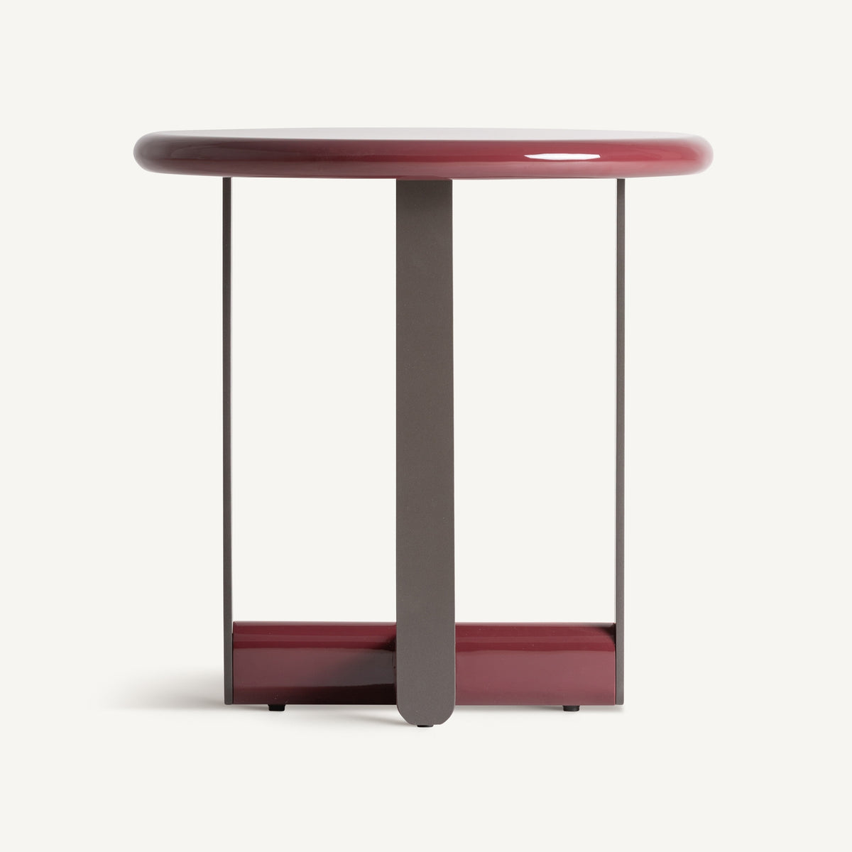 Mesa auxiliar de DM lacado rojo y acero negro Islantilla