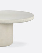 Mesa auxiliar de exterior de microcemento Claude