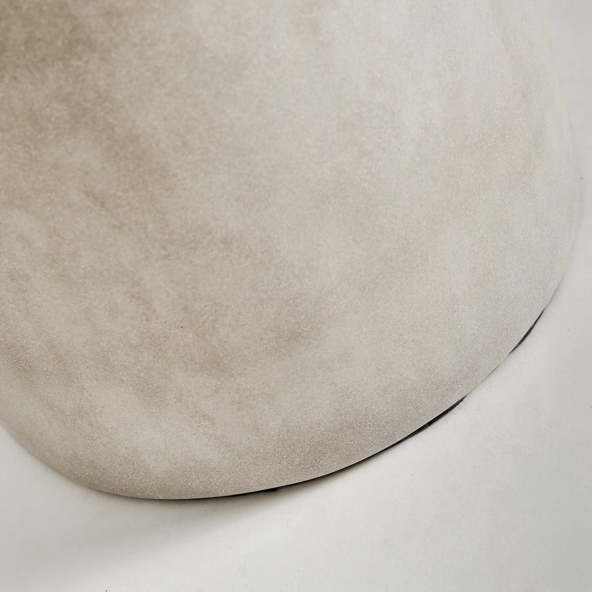 Mesa auxiliar de gres gris Agadir