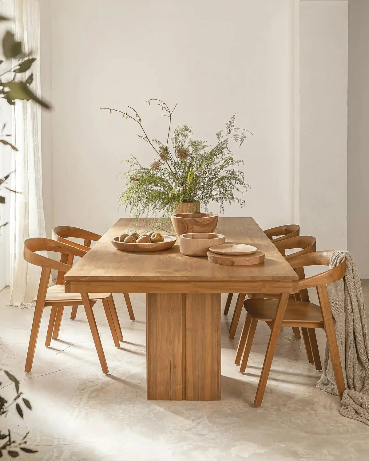 Mesa de comedor de teca reciclada Olula