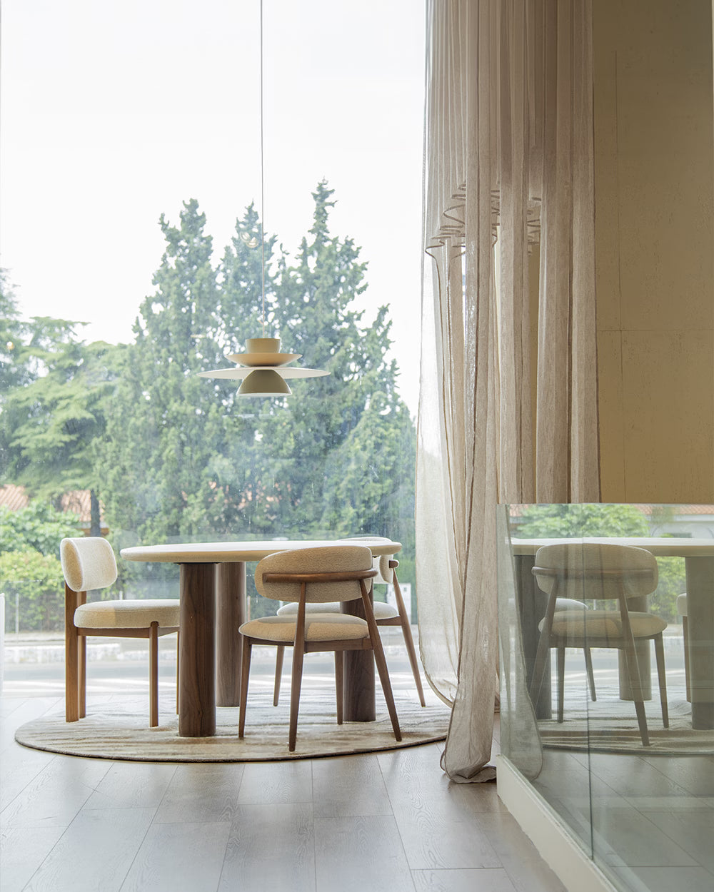 Mesa de Comedor Vilma Nogal