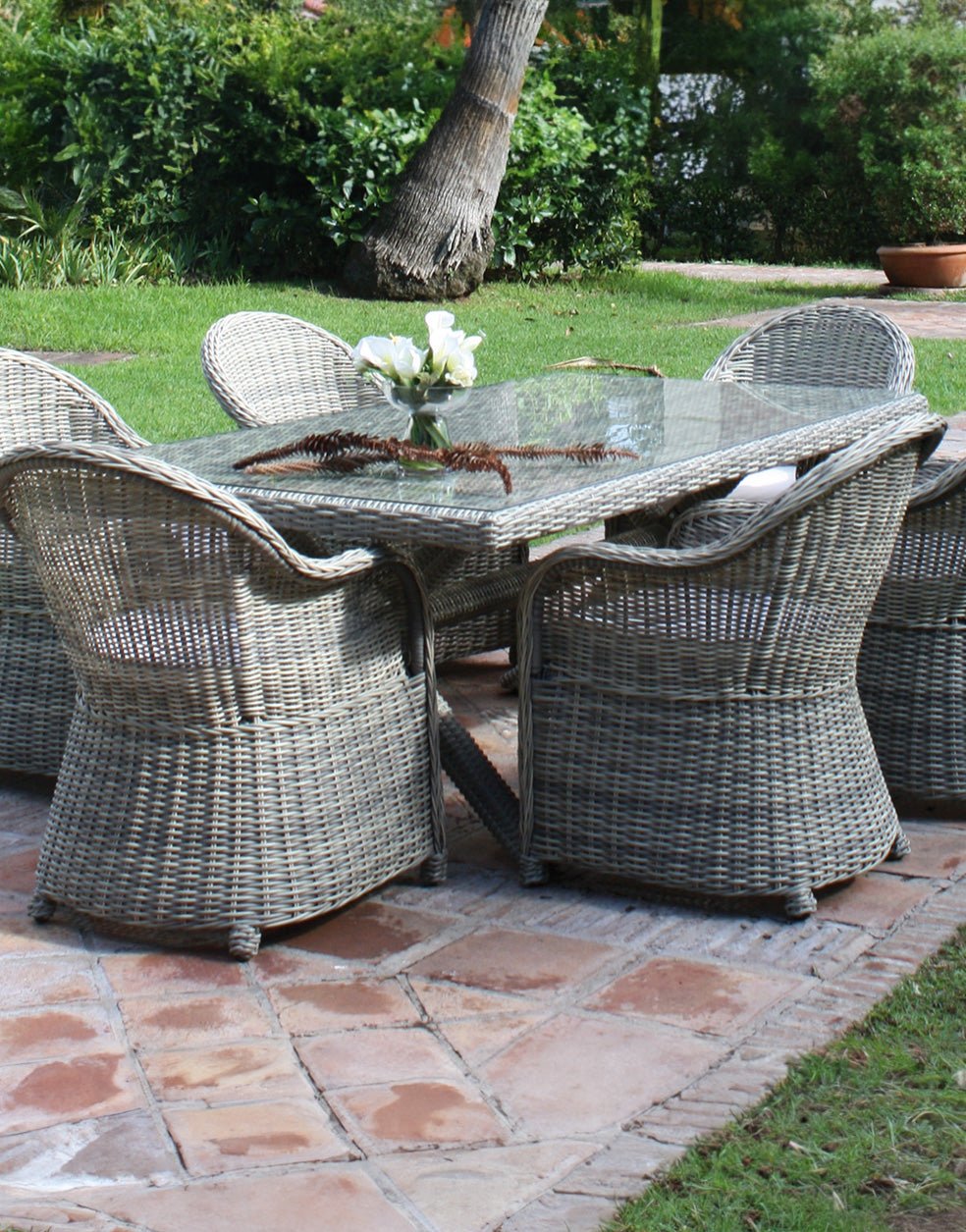 Mesa de Exterior Talin - #pino_y_jacaranda#