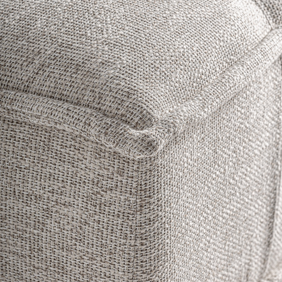 Módulo central de sofá tapizado y teca Ferragudo beige