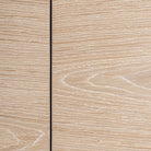 Mueble TV de roble color crema Guincho